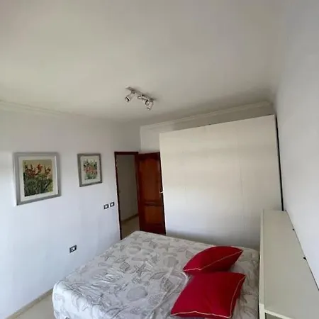 Apartman Family With Pool Downtown